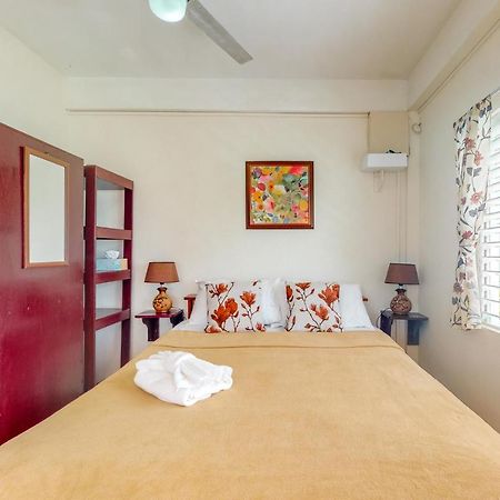 Almond Tree 3 At Island Cabanas Gold Standard Certified キー・カーカー エクステリア 写真